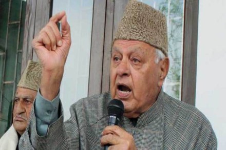 Jammu and Kashmir: Farooq Abdullah offers condolences on killing of three policemen Jammu and Kashmir: Farooq Abdullah offers condolences on killing of three policemen