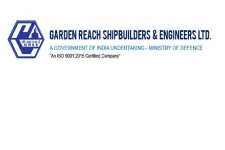 The Majerhat bridge in south Kolkata, which collapsed killing three persons and injuring 24, will be replaced by a GRSE-made suspension bridge.