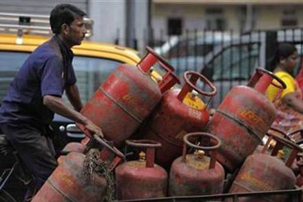 LPG cylinder, lpg cylinder price hiked, lpg price today, lpg latest price, lpg cylinder prices