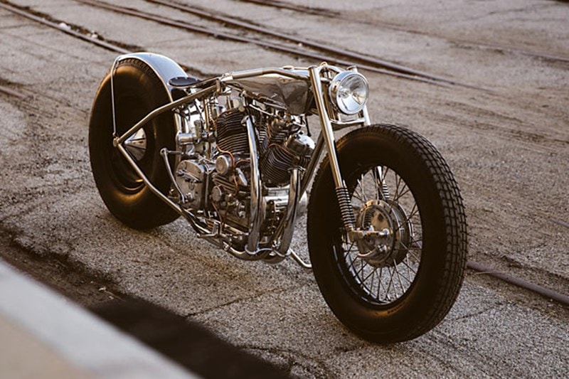 The Royal Enfield Musket II's frame is built out of chromoly steel. It may sound like it would've made it heavy, but the motorcycle only weighs 175 kg (dry). It gets a stunning hand-built aluminium fuel tank and the seat is equally beautiful. (Photo: Pipeburn)