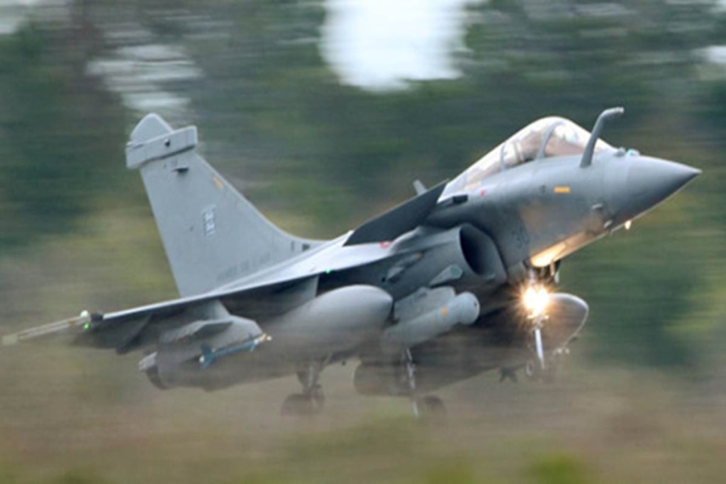 France concealing facts on Rafale deal, says Congress France concealing facts on Rafale deal, says Congress