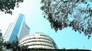 stock market, stocks, rupee, bank, pharma, metal, IT, auto, sensex, nifty, BSE, NSE