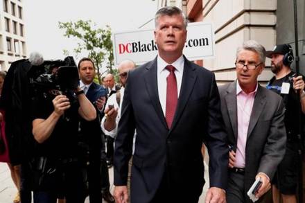 Donald Trump’s ex-campaign head, to cooperate in probe about Russia meddling in 2016 US Presidential elections