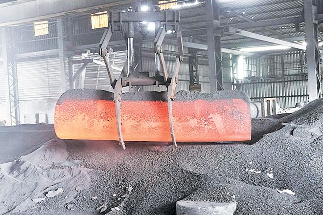 HEG Rating 'buy': Primed to make most of sectoral boom