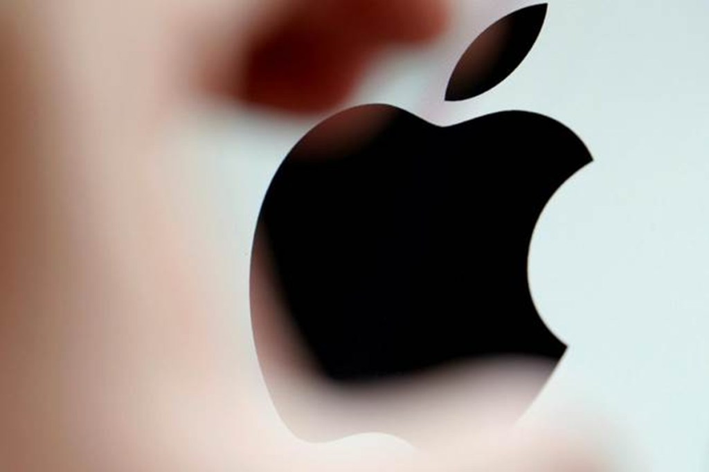 Weaker encryption boon for criminals, warns Apple