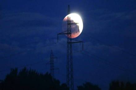 artificial moon, fake moon, china moon, china artificial moon, space energy, Wu Chunfeng artificial moon, artificial moon news artificial moon, fake moon, china moon, china artificial moon, space energy, Wu Chunfeng artificial moon, artificial moon news
