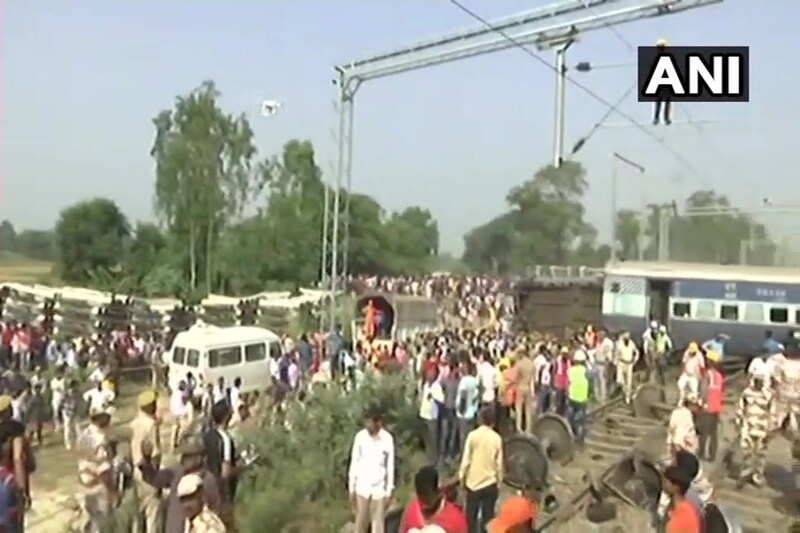 rae bareli train accident, raebareli train accident today, raebareli train accident, raebareli new farakka express, farakka express derailment, farakka express accident, raebareli train hadsa, raebareli train video, raebareli train accident images