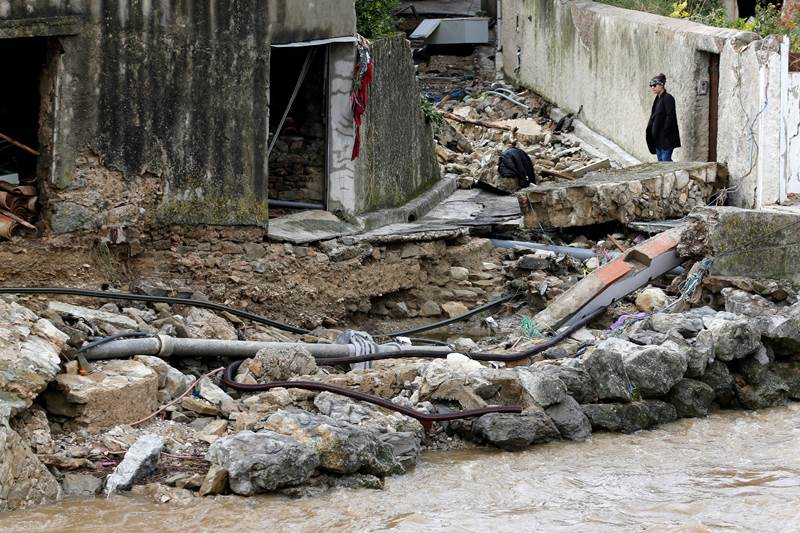 france flood, france flooding news, france floods update, france floods images, france flash flood, southern france flash flood, south pf france flash flood, flash flood images, flash flood pictures