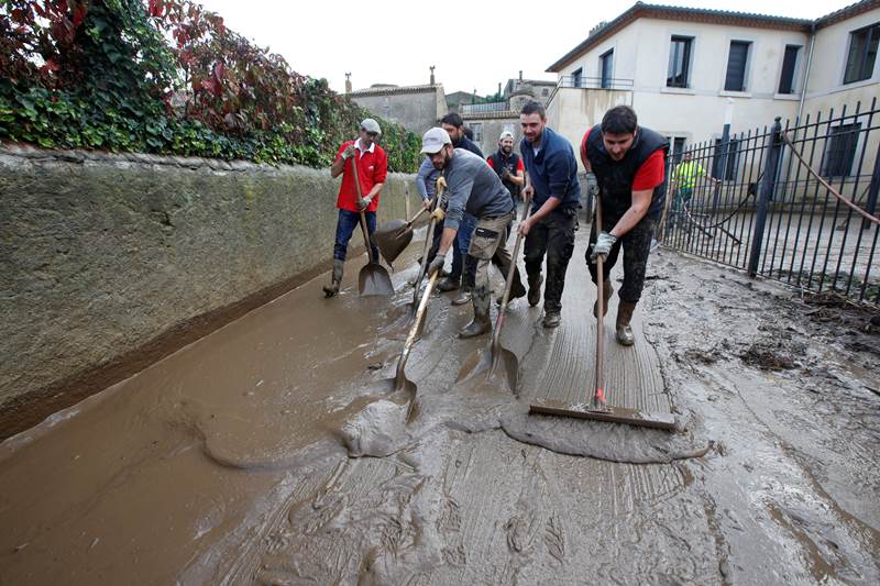 france flood, france flooding news, france floods update, france floods images, france flash flood, southern france flash flood, south pf france flash flood, flash flood images, flash flood pictures