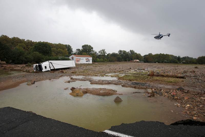 france flood, france flooding news, france floods update, france floods images, france flash flood, southern france flash flood, south pf france flash flood, flash flood images, flash flood pictures