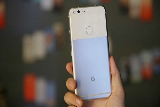 Pixel 3" comes with a 5.5-inch OLED display, 2915mAh battery and 8MP+8MP front-facing cameras. (IE) Pixel 3" comes with a 5.5-inch OLED display, 2915mAh battery and 8MP+8MP front-facing cameras. (IE)