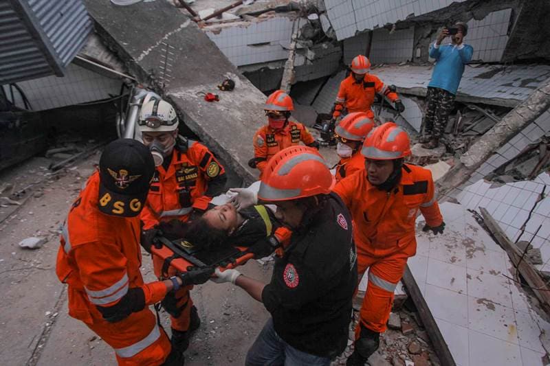 indonesia tsunami, indonesia earthquake today, indonesia tsunami video 2018, indonesia tsunami images, indonesia tsunami photos, indonesia tsunami pictures, indonesia earthquake images, indonesia earthquake 2018 images, indonesia earthquake pictures, indonesia earthquake 2018 pictures, indonesia earthquake photos, indonesia tsunami 2018 video, indonesia tsunami 2018