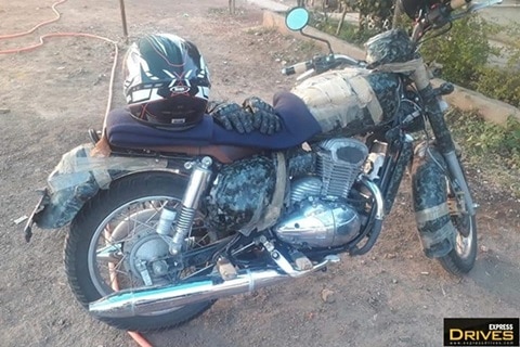 Upcoming Jawa 300cc bike spied for the first time: Royal Enfield rival looks stunning
