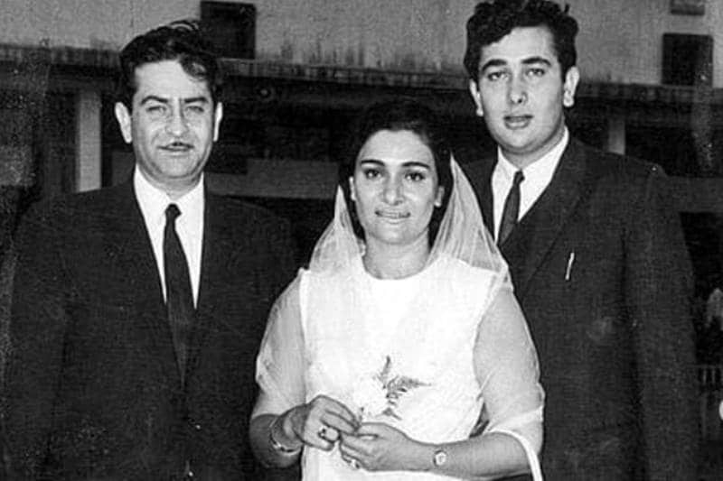 krishna raj kapoor young pics, krishna raj kapoor photos, krishna raj kapoor death, krishna kapoor death date, krishna raj kapoor old pictures, krishna raj kapoor old pics, krishna raj kapoor net worth, krishna raj kapoor news