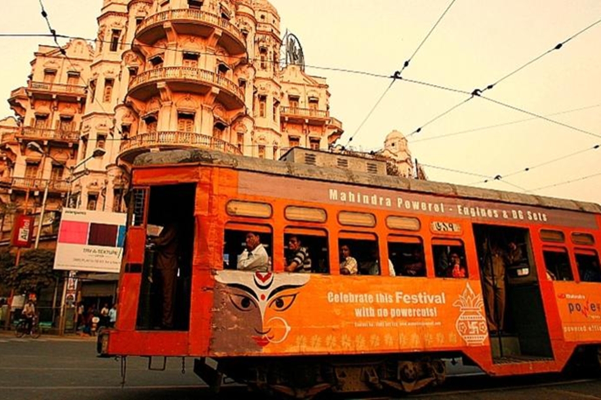 Kolkata’s famous and iconic tramcar to now offer a fine-dining culinary ride!