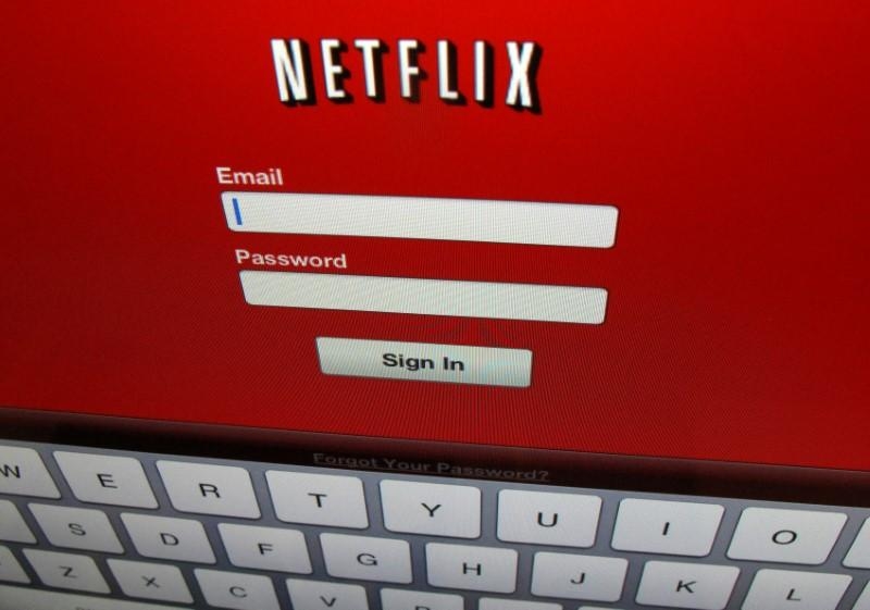 Netflix plans to raise $2 billion to fund media streaming Netflix plans to raise $2 billion to fund media streaming