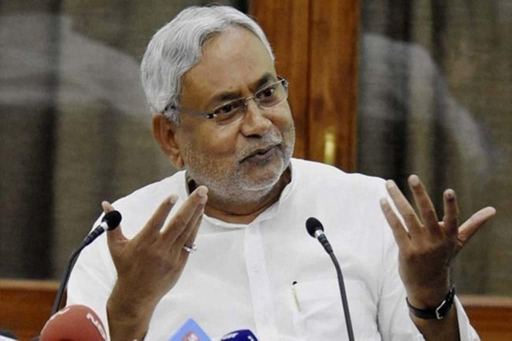 Bihar: State government bans mobile phones at high-level meetings