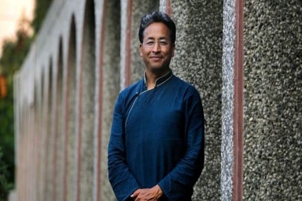 phunsukh wangdu, phunsukh wangdu real name, sonam wangchuk, phunsukh wangdu real story, Aamir khan, 3 idiots, real life phunsukh wangdu, sonam wangchuk 3 idiots, 3 idiots real story, 3 idiots real hero, 3 idiots real life characters, sonam wangchuk award, sonam wangchuk awards 2018, sonam wangchuk recent award, sonam wangchuk latest award