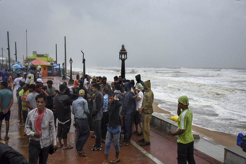 odisha cyclone 2018, cyclone titli images, cyclone titli path, cyclone titli kolkata, cyclone titli news, cyclone titli update, cyclone titli current status, cyclone titli update news, cyclone in odisha today, picture of cyclone in odisha, images of cyclone in odisha, pics of cyclone in odisha, andhra pradesh cyclone 2018
