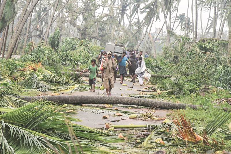 odisha cyclone 2018, cyclone titli images, cyclone titli path, cyclone titli kolkata, cyclone titli news, cyclone titli update, cyclone titli current status, cyclone titli update news, cyclone in odisha today, picture of cyclone in odisha, images of cyclone in odisha, pics of cyclone in odisha, andhra pradesh cyclone 2018