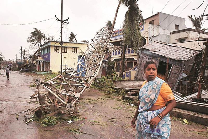 odisha cyclone 2018, cyclone titli images, cyclone titli path, cyclone titli kolkata, cyclone titli news, cyclone titli update, cyclone titli current status, cyclone titli update news, cyclone in odisha today, picture of cyclone in odisha, images of cyclone in odisha, pics of cyclone in odisha, andhra pradesh cyclone 2018