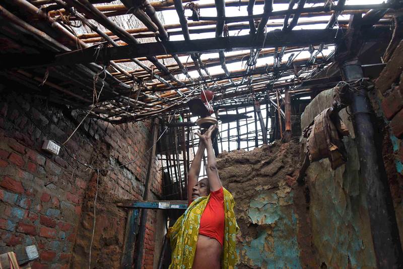 odisha cyclone 2018, cyclone titli images, cyclone titli path, cyclone titli kolkata, cyclone titli news, cyclone titli update, cyclone titli current status, cyclone titli update news, cyclone in odisha today, picture of cyclone in odisha, images of cyclone in odisha, pics of cyclone in odisha, andhra pradesh cyclone 2018