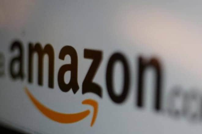 The US-only promotion, effective from Nov. 5, waives the minimum that customers outside Amazon’s loyalty club Prime must hit for free shipping.