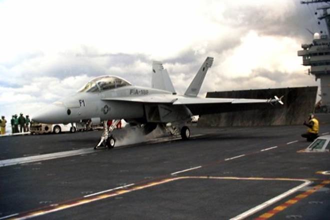 US fighter jet crashes into sea in Japan (US Navy photo/File) US fighter jet crashes into sea in Japan (US Navy photo/File)