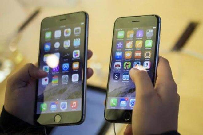 Amazon is officially selling Apple iPhones now and it's a win-win game for both, says Counterpoint Amazon is officially selling Apple iPhones now and it's a win-win game for both, says Counterpoint