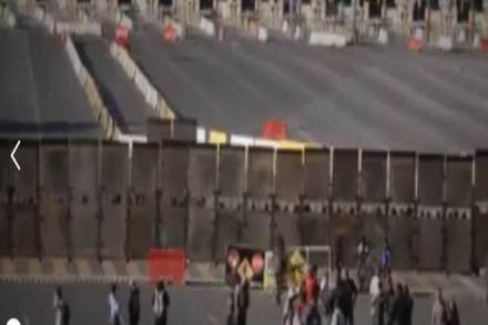 Mexico closes migrant shelter after riots at US border (Image: Reuters)
 