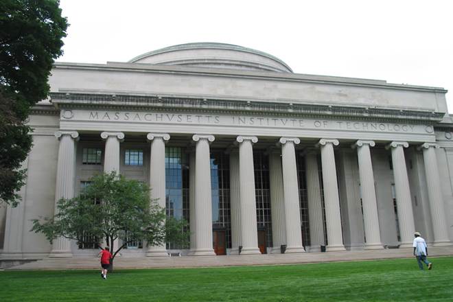 MIT scientists including one of Indian-origin develop cooling device that works without power
