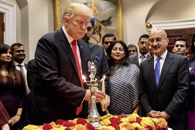 Donald Trump, Donald TRump twitter, Donald Trump diwali tweet, Diwali 2018, Donald Trump diwali celebrations, Donald Trump trolled, india news Donald Trump, Donald TRump twitter, Donald Trump diwali tweet, Diwali 2018, Donald Trump diwali celebrations, Donald Trump trolled, india news