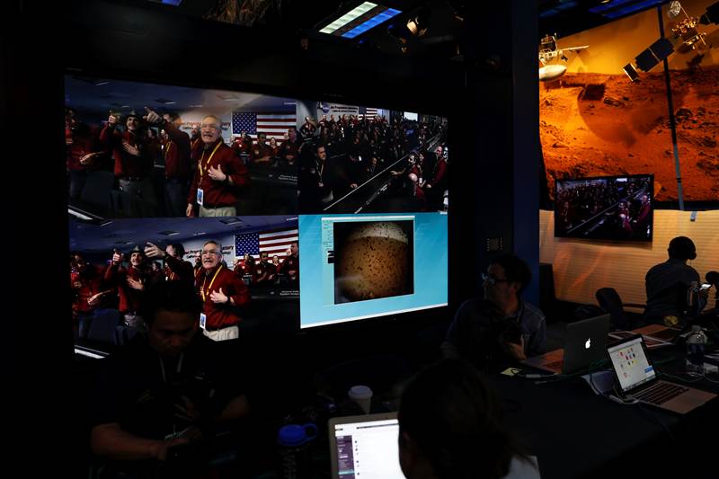 nasa, NASA InSight, NASA InSight mission, NASA InSight landing, NASA InSight Mars mission, NASA InSight landing on Mars, NASA InSight mission images, NASA InSight robot touchdown, first robotic lander, NASA InSight spacecraft, NASA InSight Mars, science news