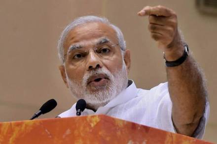 Modi said the Congress promised to waive farmers' loans in Karnataka, but instead of doing so, issued warrants against peasants and sent them to jail.