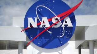 NASA, lunar robotic payloads, commercial robotic landers, payloads, CLPS program, science news