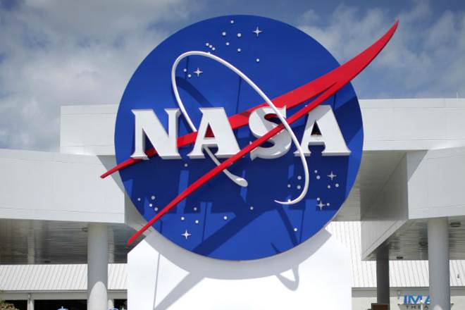 NASA, lunar robotic payloads, commercial robotic landers, payloads, CLPS program, science news