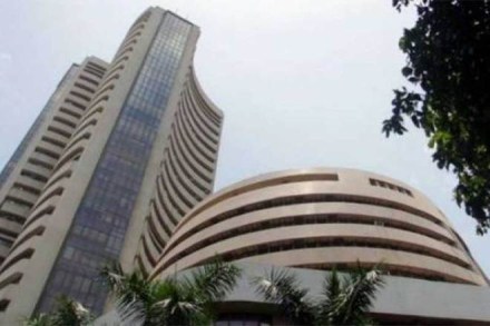 Share market HIGHLIGHTS: Sensex ends 300 points down, Nifty near 10,650; ICICI Bank, RIL among top drags