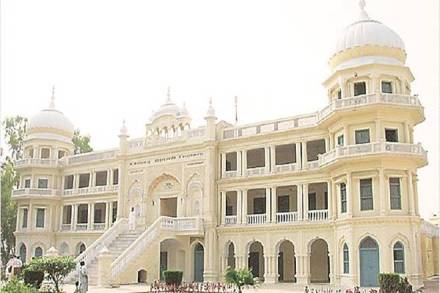 The Sacha Sauda Sahib gurdwara in Pakistan