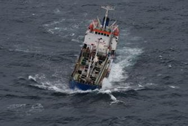 French Navy rescues 12 shipwrecked Indians in the Persian Gulf French Navy rescues 12 shipwrecked Indians in the Persian Gulf