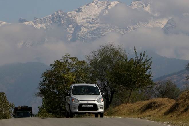Jammu city and Katra town recorded 9.4 degrees Celsius as the minimum temperatures while Batote, Bannihal and Bhaderwah recorded 4.8, 3.0 and 2.4, respectively. (File photo: IANS)