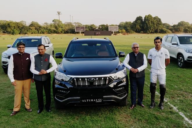 mahindra alturas g4 launch price