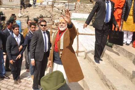 Narendra Modi Kedarnath, Narendra Modi Kedarnath visit, Narendra Modi Kedarnath visit live, Narendra Modi in Kedarnath live, Narendra Modi diwali celebrations, pm modi, pm modi in kedarnath, modi in kedarnath live, narendra modi, india news