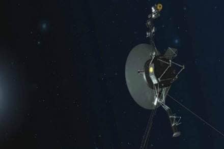 NASA's Voyager 2 probe travels beyond solar wind bubble on longest running mission (Image Source: NASA/Jet Propulsion Laboratory)
