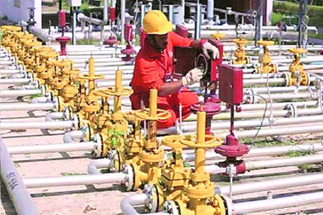 Ashoka Buildcon plans to bid for Rs 400-crore city gas distribution projects Ashoka Buildcon plans to bid for Rs 400-crore city gas distribution projects