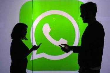whatsapp tricks, whatsapp tricks in hindi, whatsapp tricks 2018, tricks for whatsapp, tricks for whatsapp text, how to read whatsapp, how to read whatsapp messages without bluetick, how to read whatsapp message without opening chat, whatsapp qr, whatsapp web, whatsapp status, whatsapp dp, whatsapp qr code