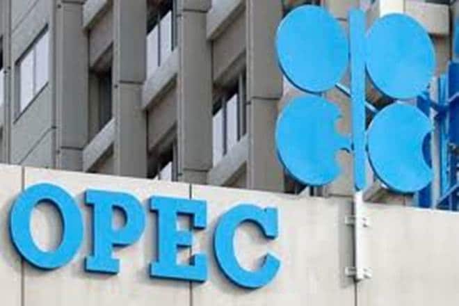  Iraq's Oil Minister Thamer al-Ghadhban said that there is a consensus among OPEC and non-OPEC producers to comply with the new agreement to trim output in a bid to stabilise the market.
