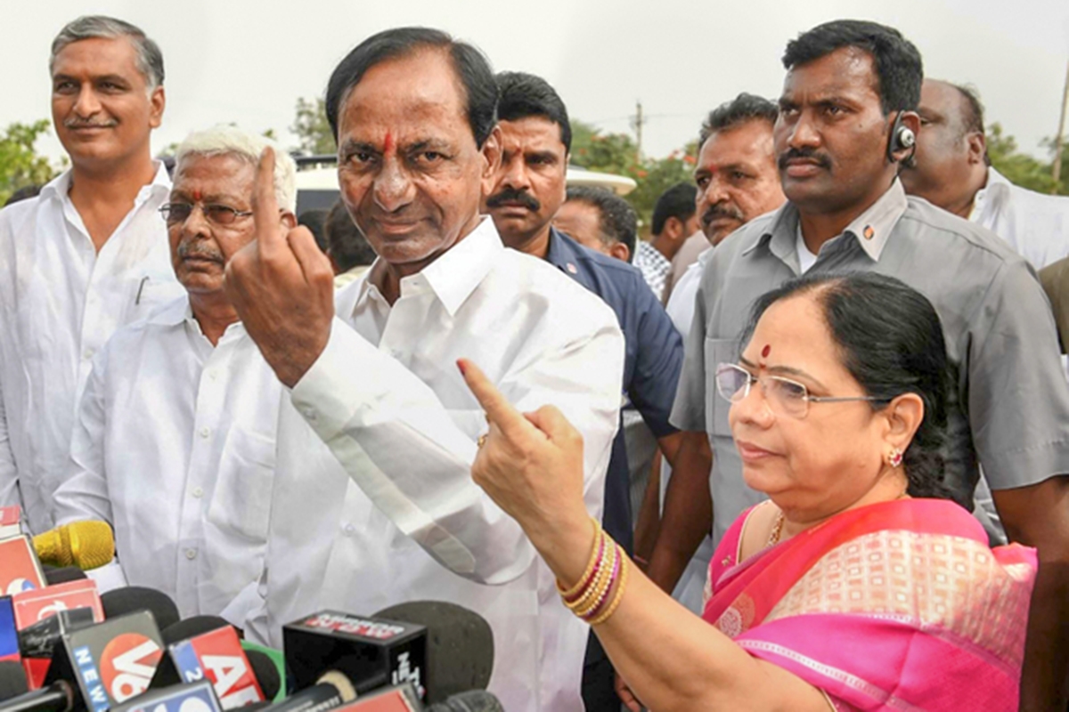 K Chandrashekar Rao takes oath as Telangana CM for second consecutive term, Telangan new CM, who is kcr