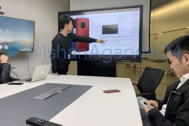 OnePlus 7 leaked in images (Source: @IshanAgarwal/ Twitter)