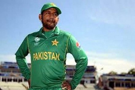 Pakistan captain Sarfraz Ahmed suspended for four matches