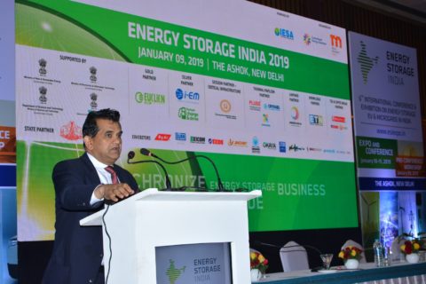 No Road Tax for EVs in India: NITI Aayog proposes Green Permit to State Governments